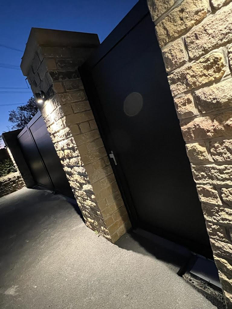 Aluminium Pedestrian Gate Connected to Smart Home Automation System